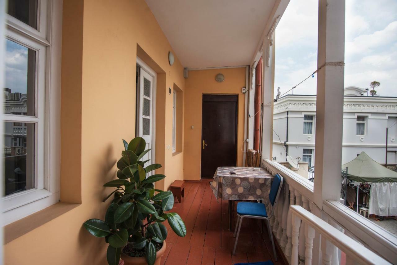 Meidan Suites Tbilissi Extérieur photo