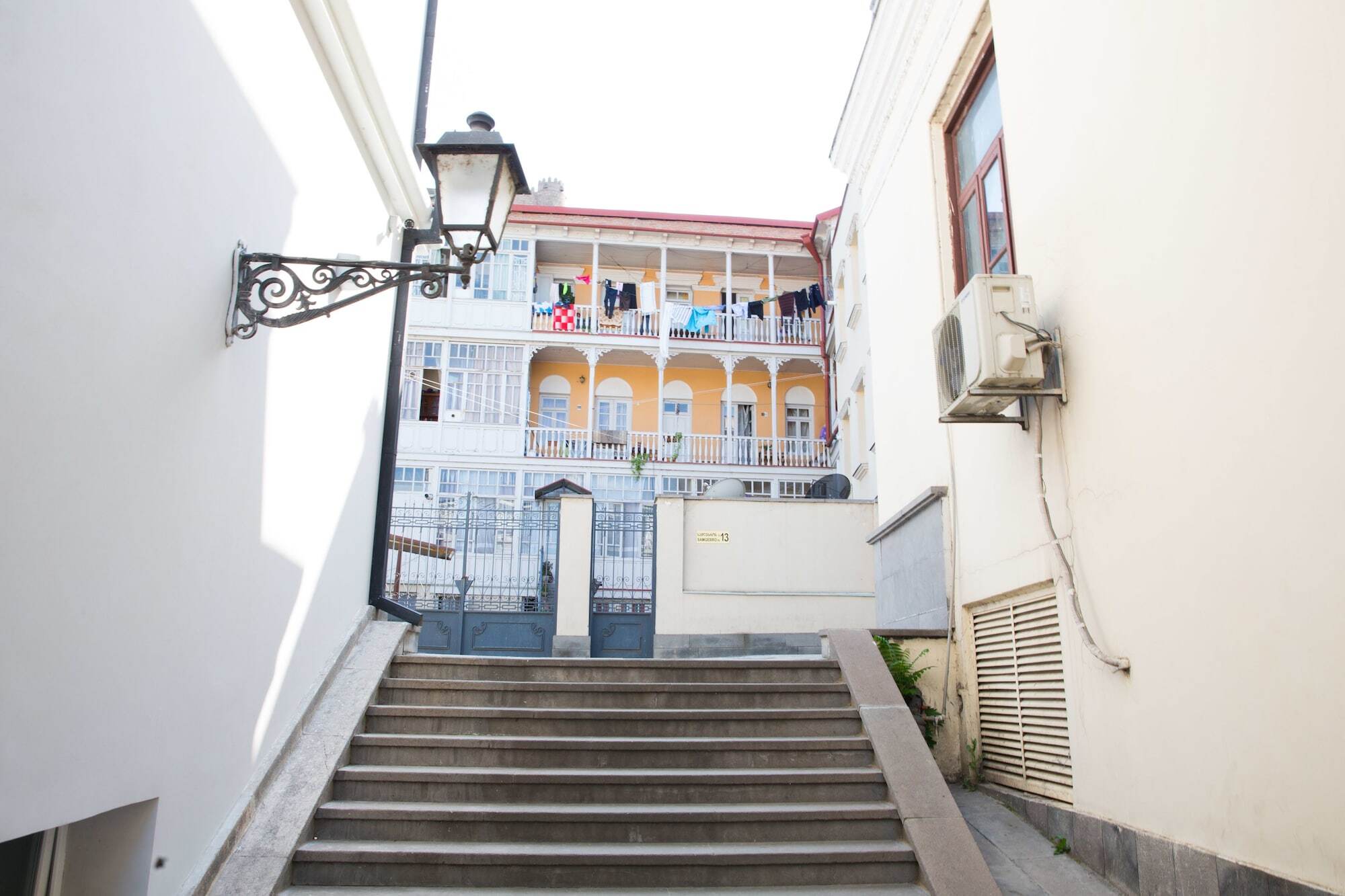 Meidan Suites Tbilissi Extérieur photo